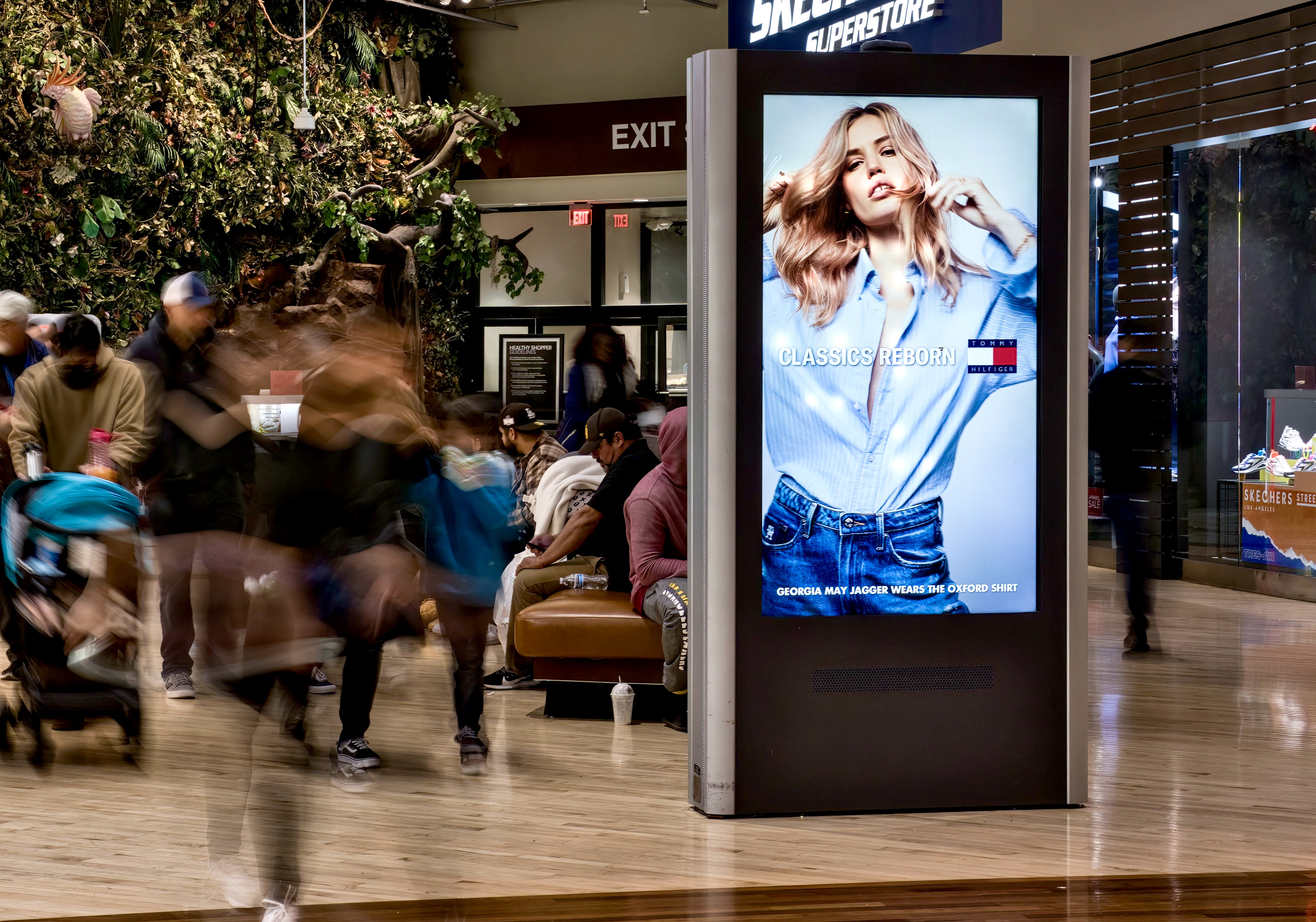 Shopping Mall Advertising Digital Kiosk